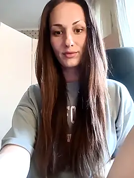 LunaCrystall online show from 05-06-26, 04:12