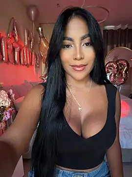 Snapshot of SaraValentina11 chatting on 07-22-26, 09:50 SaraValentina11 online show from 07-22-26, 09:50