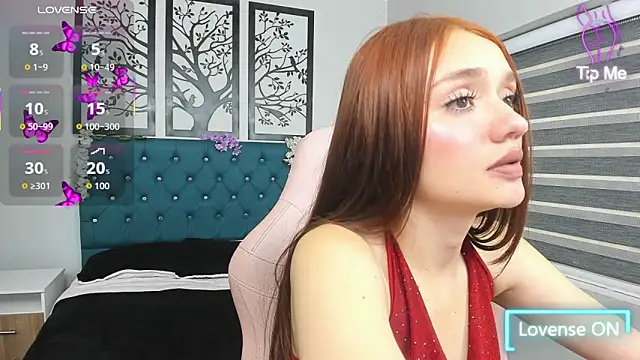 Coralineegp online show from 03-19-26, 08:02