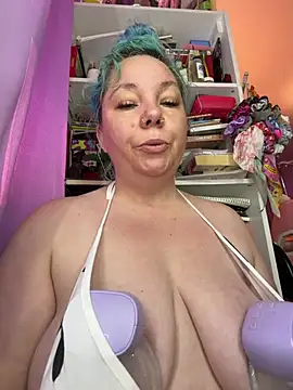 Snapshot of KawaiiKiki_247 chatting on 07-12-26, 01:13 KawaiiKiki 247 online show from 07-12-26, 01:13
