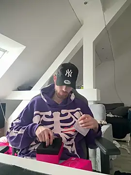 nomercy0807 online show from 04-02-26, 04:04