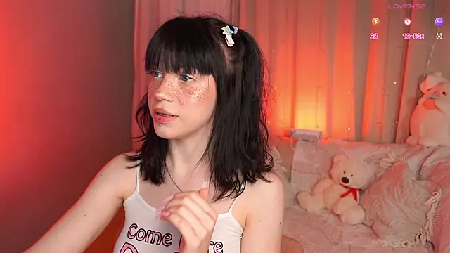Snapshot of lisa_sunny_ chatting on 07-05-26, 05:20 lisa sunny online show from 07-05-26, 05:20