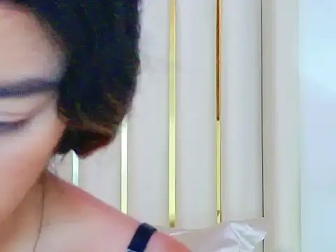 Snapshot of AnnieDesire chatting on 05-06-26, 03:50 AnnieDesire online show from 05-06-26, 03:50