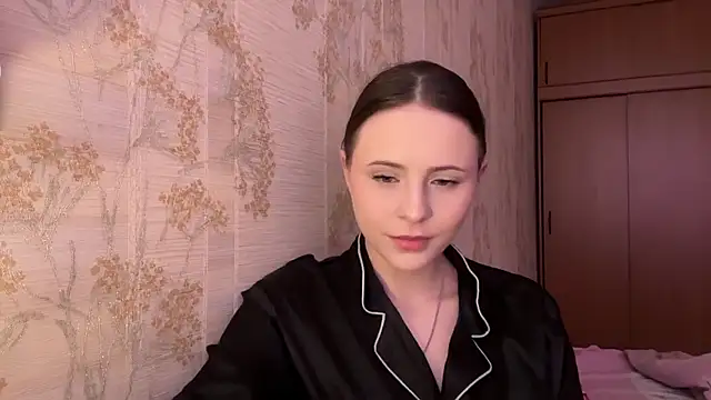 little shy girll online show from 03-13-26, 05:47