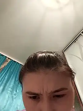 Stlla3704 online show from 03-25-26, 07:53