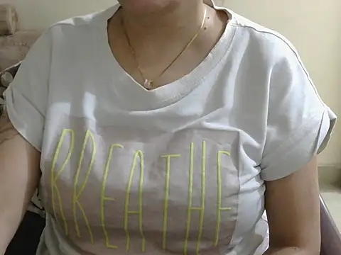 Snapshot of spicy_Zara chatting on 04-30-26, 04:46 spicy Zara online show from 04-30-26, 04:46
