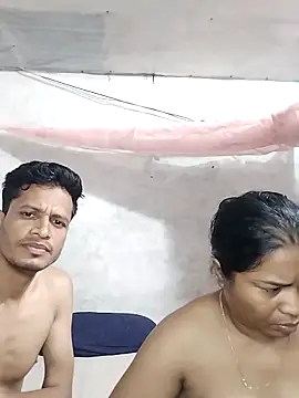 prianka32 online show from 03-15-26, 10:49