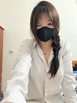 VyVy18 online show from 06-06-26, 02:49