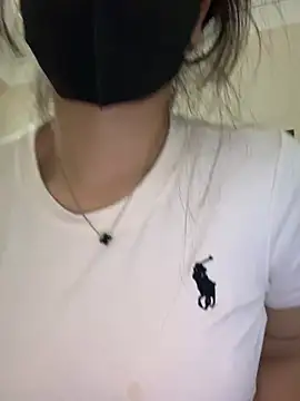 VyVy18 online show from 06-18-26, 12:42