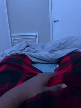 Snapshot of bbcstrr chatting on 03-12-26, 05:35 bbcstrr online show from 03-12-26, 05:35