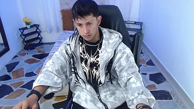 Kei 23 online show from 04-06-26, 11:22