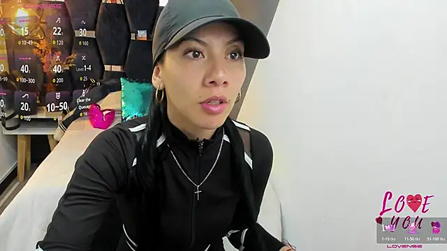 Abril Fox   online show from 04-10-26, 09:19