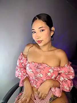 Snapshot of iamkyliewest chatting on 03-24-26, 05:45 iamkyliewest online show from 03-24-26, 05:45