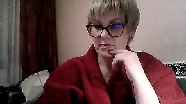 Snapshot of TatkaYang chatting on 03-15-26, 08:04 TatkaYang online show from 03-15-26, 08:04