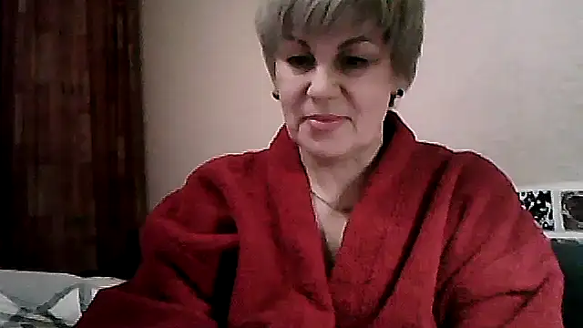 Snapshot of TatkaYang chatting on 03-27-26, 07:24 TatkaYang online show from 03-27-26, 07:24