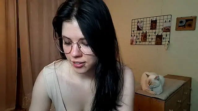 MiaTemptress online show from 04-15-26, 01:29