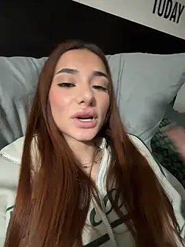 Snapshot of MiilaStarr chatting on 03-14-26, 12:39 MiilaStarr online show from 03-14-26, 12:39