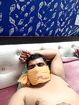 Snapshot of HotBoy9305 chatting on 03-27-26, 08:48 HotBoy9305 online show from 03-27-26, 08:48