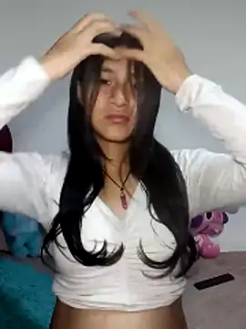 KarolaMendez online show from 06-14-26, 01:25