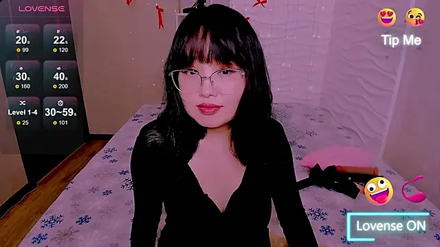 Akiko Yun online show from 03-28-26, 11:43