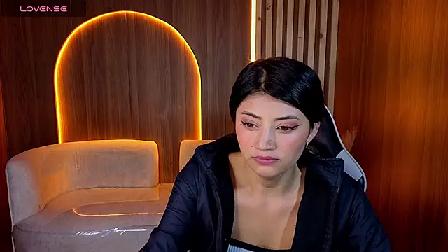Lia queen tx online show from 06-04-26, 03:12