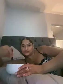 SexyRiri  online show from 03-19-26, 02:48