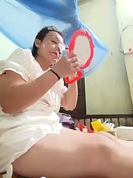 Lyly22x online show from 04-15-26, 12:34