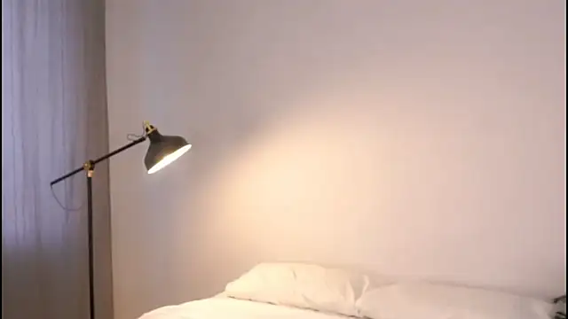 Snapshot of HellenSlavis chatting on 03-13-26, 10:27 HellenSlavis online show from 03-13-26, 10:27