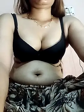 Snapshot of saniya_008 chatting on 05-16-26, 10:12 saniya 008 online show from 05-16-26, 10:12
