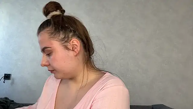 Ellaizatelly online show from 05-03-26, 12:22