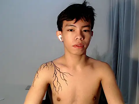 Snapshot of hottasianboy chatting on 05-31-26, 09:16 hottasianboy online show from 05-31-26, 09:16