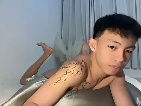 Snapshot of hottasianboy chatting on 06-20-26, 02:09 hottasianboy online show from 06-20-26, 02:09