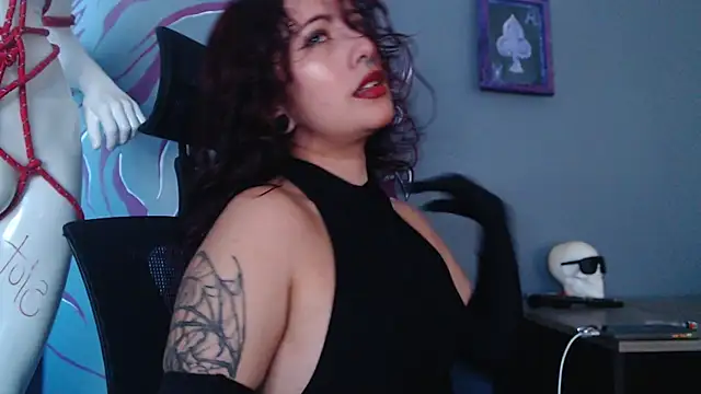 Snapshot of Regina_Iris chatting on 05-08-26, 11:59 Regina Iris online show from 05-08-26, 11:59