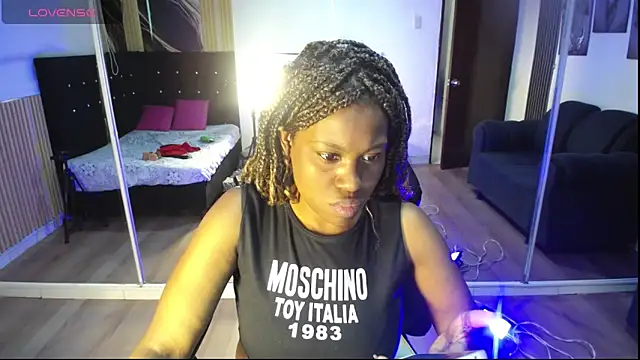 Snapshot of Ebony_rizon chatting on 04-18-26, 01:37 Ebony rizon online show from 04-18-26, 01:37
