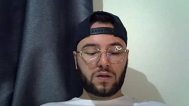 Snapshot of piazaocwb23 chatting on 07-18-26, 03:27 piazaocwb23 online show from 07-18-26, 03:27