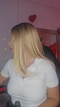 Im  sophie online show from 03-18-26, 05:27