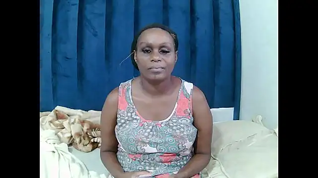 MelaniBbe online show from 04-08-26, 01:44