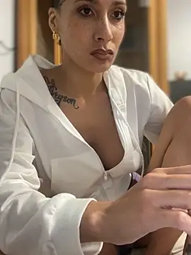 FerrariFrench online show from 09-28-25, 05:57