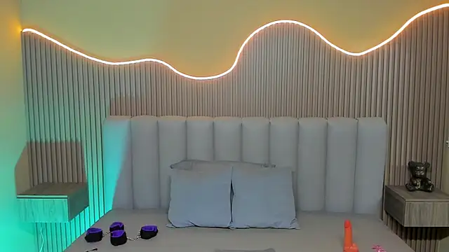 Amy Estrellita online show from 04-07-26, 11:10