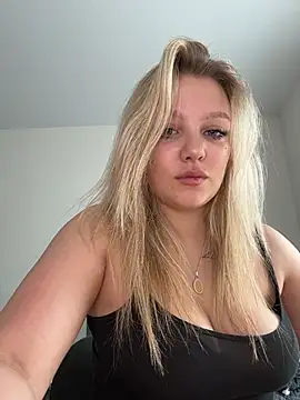 bettyloveu online show from 05-20-26, 04:07