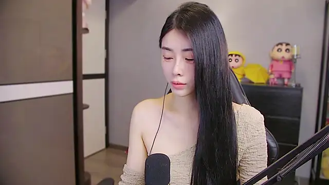 XiaoYuBao- online show from 04-12-26, 02:11