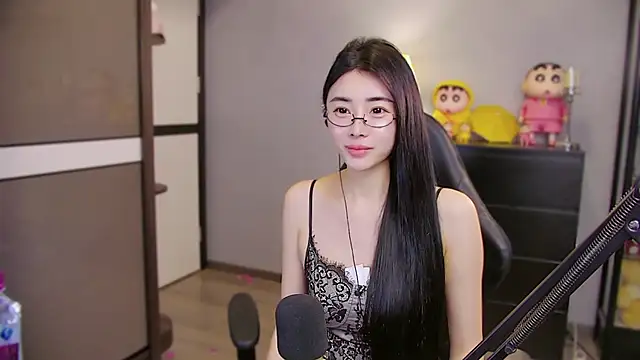 XiaoYuBao- online show from 04-18-26, 07:07