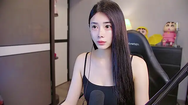 Snapshot of XiaoYuBao- chatting on 05-25-26, 04:13 XiaoYuBao- online show from 05-25-26, 04:13