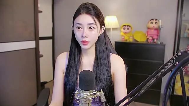 Snapshot of XiaoYuBao- chatting on 07-07-26, 02:43 XiaoYuBao- online show from 07-07-26, 02:43