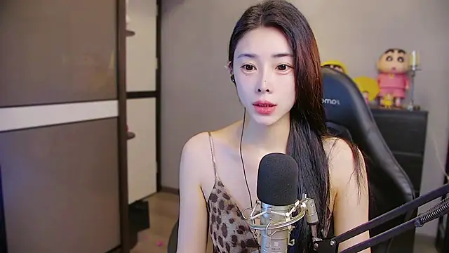 Snapshot of XiaoYuBao- chatting on 07-29-26, 03:21 XiaoYuBao- online show from 07-29-26, 03:21