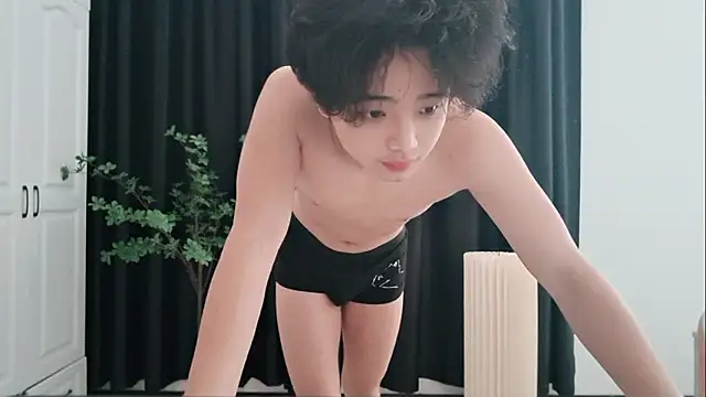 ZH-HUAHUA online show from 03-15-26, 06:30