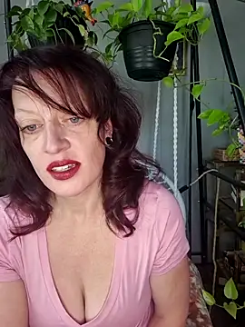 Snapshot of PurpleBunnyxo chatting on 05-03-26, 04:35 PurpleBunnyxo online show from 05-03-26, 04:35