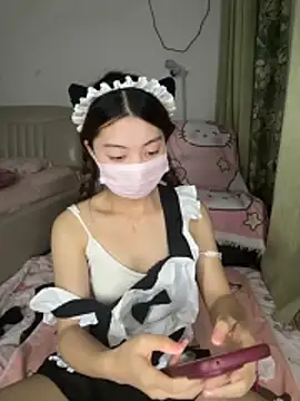 Snapshot of tiantian_niu chatting on 05-22-26, 01:06 tiantian niu online show from 05-22-26, 01:06