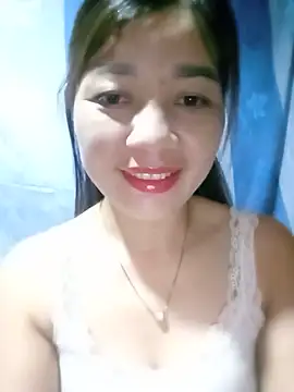 Snapshot of Yiyi102300 chatting on 07-10-26, 01:58 Yiyi102300 online show from 07-10-26, 01:58