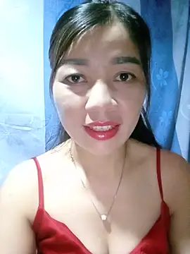 Snapshot of Yiyi102300 chatting on 07-11-26, 04:48 Yiyi102300 online show from 07-11-26, 04:48